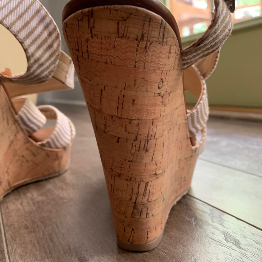 Chinese Laundry 5” cork wedge heels - size 8 - Picture 11 of 16